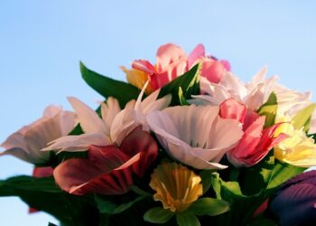 Why Choose Faux Flowers?