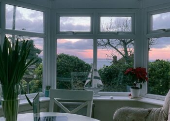 How to choose the right window styles for your Leicester home