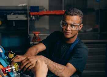 The Correct Hydraulic Hose Repair In London Essex and Kent Cuts Downtime