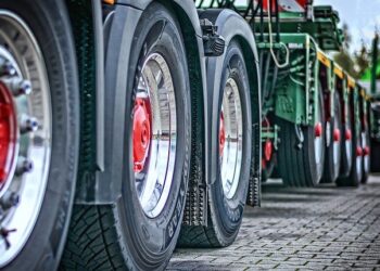 Tips To Choose the Right Agricultural Machinery and Equipment