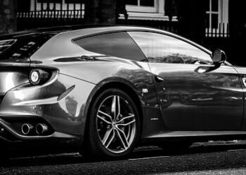 Top Benefits of Having Your Car Windows Tinted