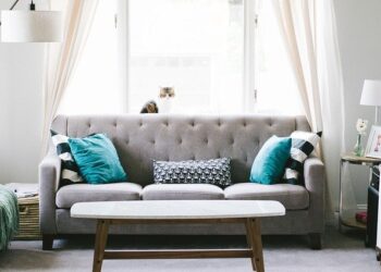 What To Consider When Choosing To Work With An Interior Designer In Wimbledon