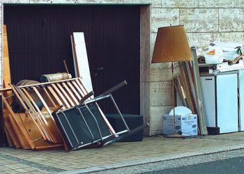 Top advantages Of Using Professionals For London Waste Removal