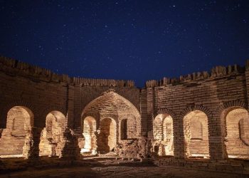 8 Reasons To Convince You To Visit Iran Right Now