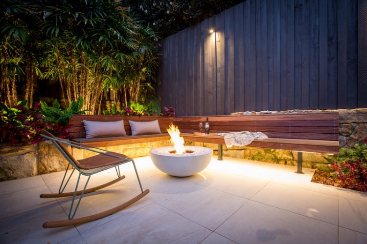 Reasons to Add a Bioethanol Fireplace to Your Outdoor Living Space