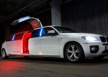 Reasons Why Hiring A London Limousine Service Makes Sense