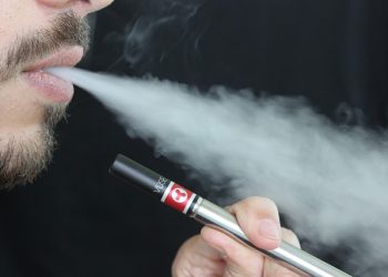 CBD vape : Pros and cons of vaping