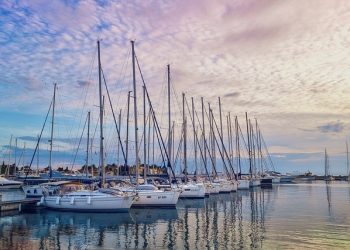 What are the Advantages of a Flotilla Sailing Holiday?