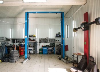 Top 5 Benefits of Hiring Professionals for Brake and Clutch Services