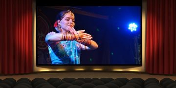 Advantages of watching movies at a cinema theatre