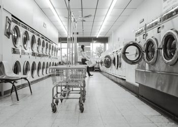 5 Tips: How To Wash Your Clothes