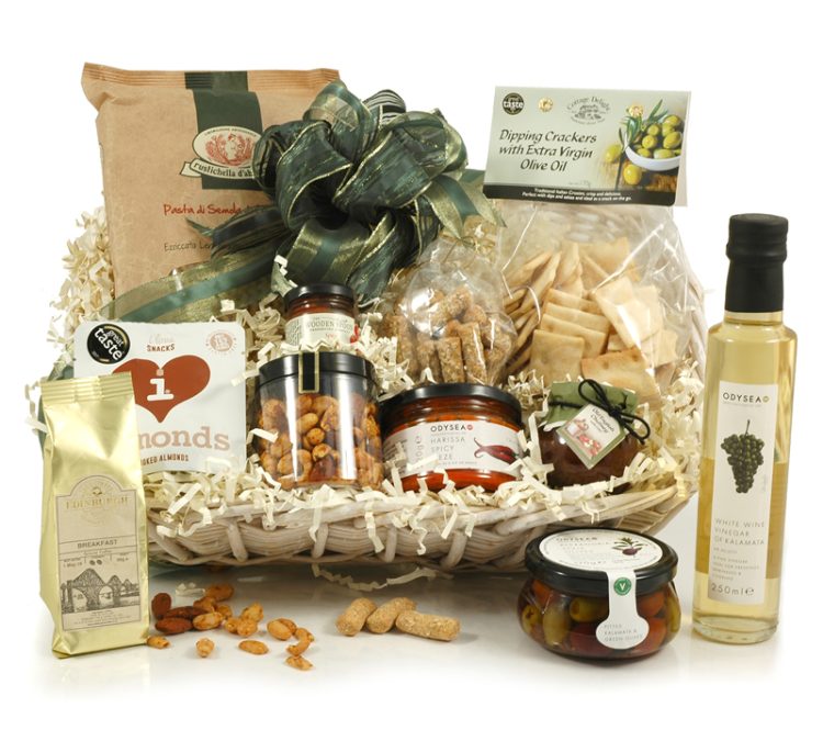 Why A Food Hamper Is A Great Gift