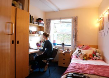 A step-by-step guide to choosing your Leicester student accommodation