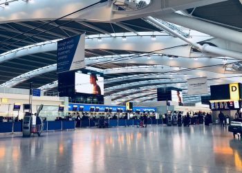 Minibus Hire Heathrow Airport
