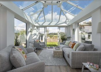 What are the Advantages of Having a Conservatory?