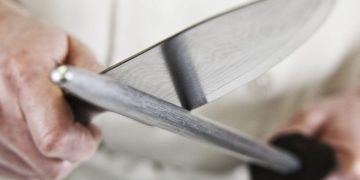 Reasons To Use Professional Knife Sharpening Services