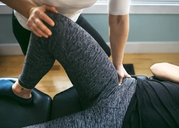 Should You See A Manchester Chiropractor For Lower Back Pain?