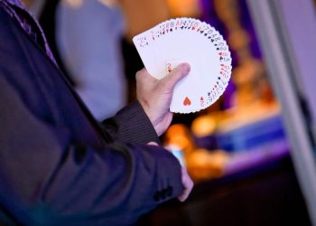Creating Magical Experiences: The Benefits of Hiring a Scottish Magician