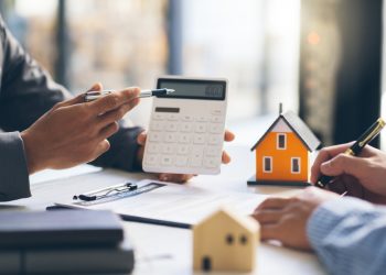 How to Qualify for a Commercial Mortgage