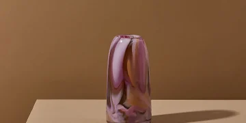 Bud Vases: An Essential Guide to Choosing the Right Flower for Every Vessel