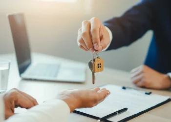 Expertise, Access, and Negotiation: The Triad of Benefits Offered by Property Finance Brokers