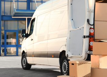 Meeting Today’s Demands: Why Same Day Courier Services are Essential for Businesses