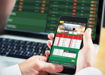 Online vs. Traditional Casinos: Weighing the Pros and Cons