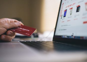 Investing in Experience: How Student Discounts Open Doors to New Opportunities