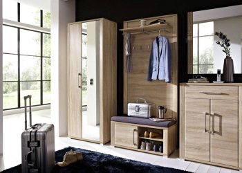 Maximizing Space and Enhancing Ambiance: The Practical and Aesthetic Benefits of Hallway Furniture Sets