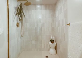 The Rise of Gold Showers: Understanding the Trend in Luxurious Bathroom Design
