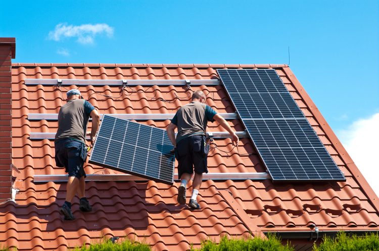 Peace of Mind with Warranty and Support: Why Choose a Professional for Solar Battery Installation in Bedford