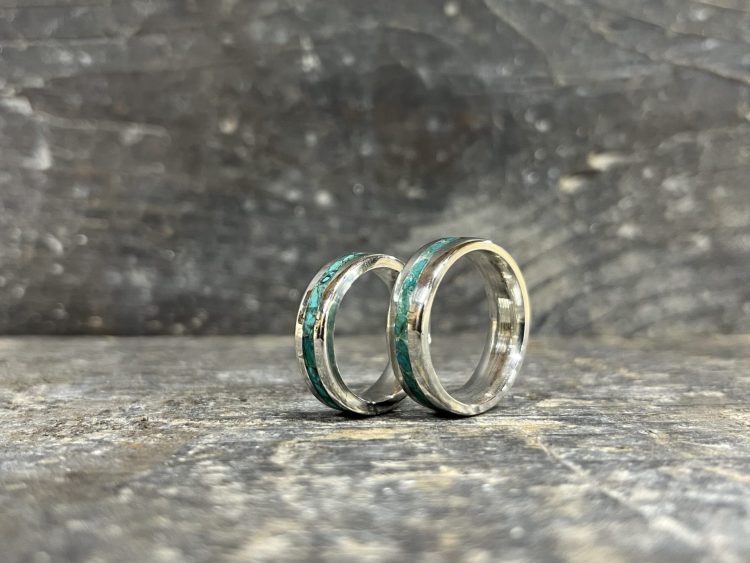 The Art of Personalization: Unveiling the Advantages of Bespoke Jewellery