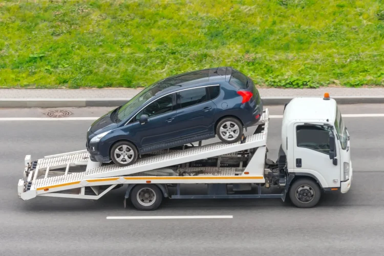 The Advantages of Using a Professional Car Transport Service
