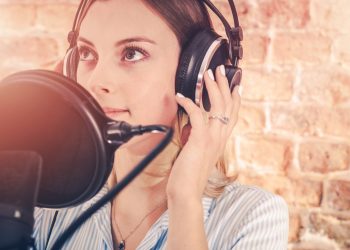 Professionalism and Expertise: The Credibility of Female Voiceovers