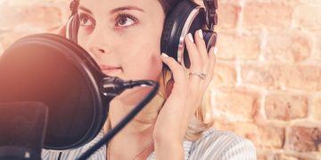 Professionalism and Expertise: The Credibility of Female Voiceovers