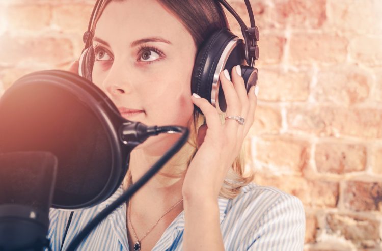 Professionalism and Expertise: The Credibility of Female Voiceovers