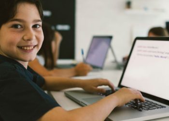 From Confusion to Clarity: How a Sociology Tutor Can Help You Excel