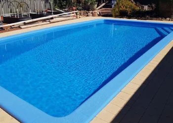 Swimming in Style: The Growing Preference for Fiberglass Pools