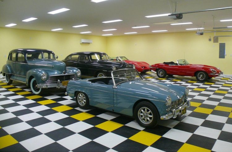 The Best Showroom Flooring Options for Your Dream Garage