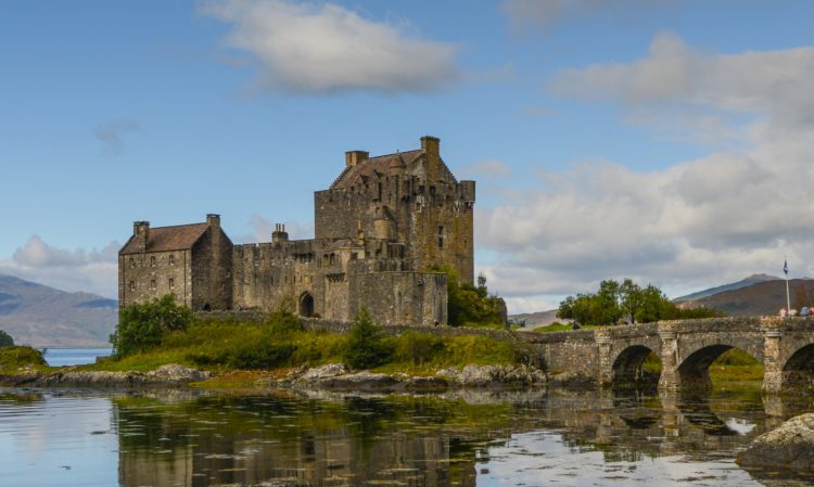 The Popularity of Booking Private Day Tours from Edinburgh