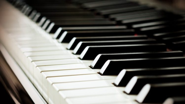 Mastering the Keys: How Piano Lessons Can Help You Achieve Your Full Potential