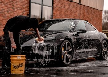 Enhance Your Car Care Routine: Discover the Advantages of Mobile Car Washes in London