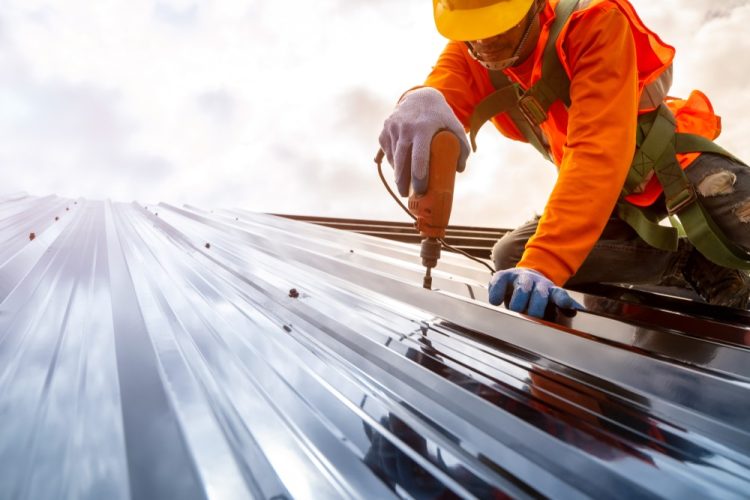Ensuring Quality and Safety in Commercial Roofing with Professionals