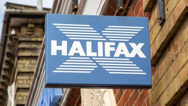 Navigating the Mortgage Renewal Landscape: Advantages for Halifax Existing Mortgage Customers