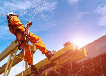 Harnessing the Benefits of Rope Access in Maintenance and Inspections