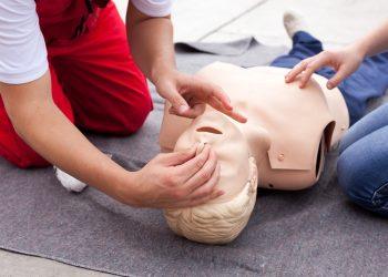 Safeguarding Manchester’s Workforce: Why Emergency First Aid at Work Training is Essential
