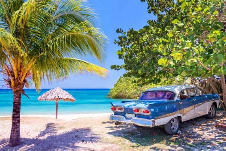 Simplifying Cuban Travel Documentation Through Online Applications