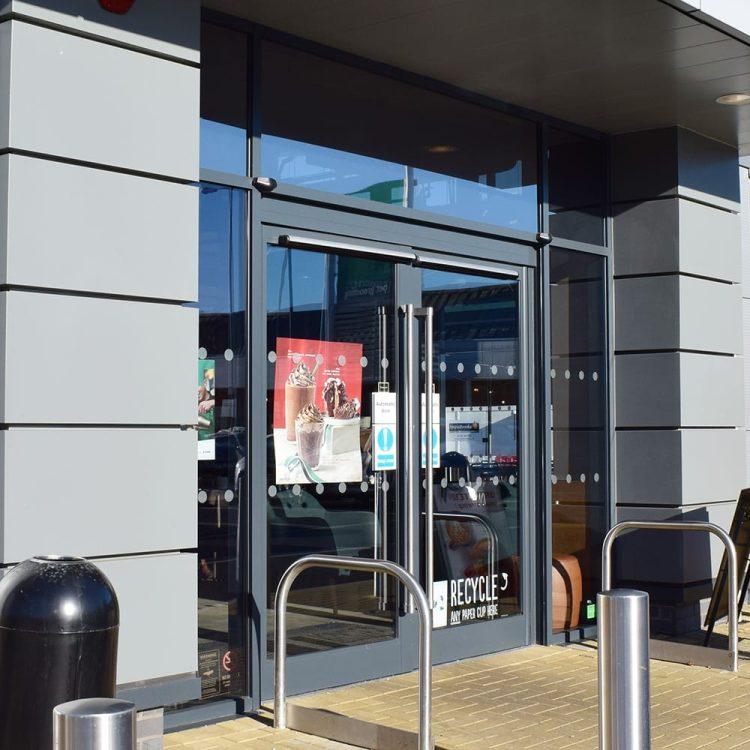 The Multi-faceted Benefits of a Doors System for Shops and Retail Environments