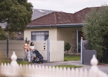 Navigating the Australian Home Loan Market as an Expat with a Mortgage Broker