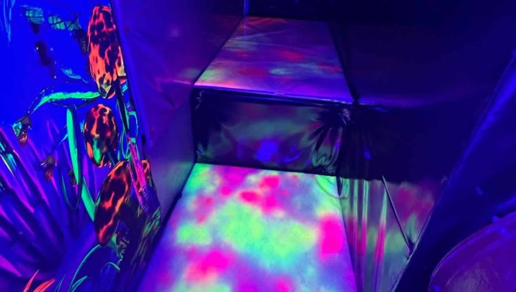 Convenience Meets Creativity: The Benefits of Choosing Party Bus Soft Play